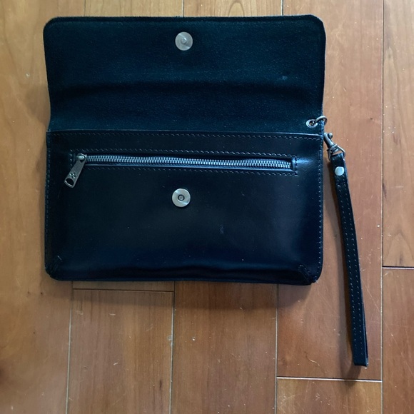 NEW Patricia Nash Black Leather Wristlet Clutch 8 X 5 With RFID - Picture 5 of 6